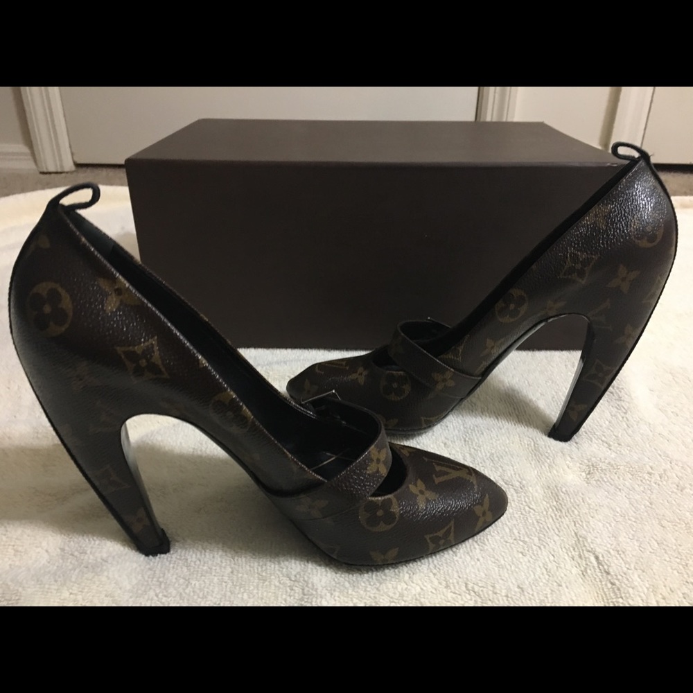 Louis Vuitton Star Power Shoes - Picture 4 of 7